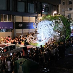 Видео - Карнавал на Тенерифе - ночное шествие (Кабальгата)