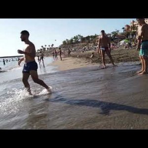 Видео - Пляж Плайя-дель-Дуке на Тенерифе