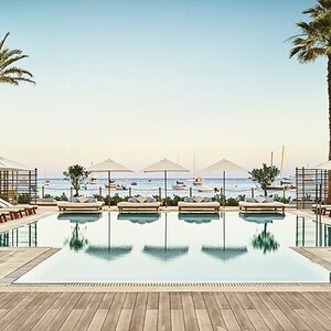 Nobu_Hotel_Ibiza_Bay.jpg