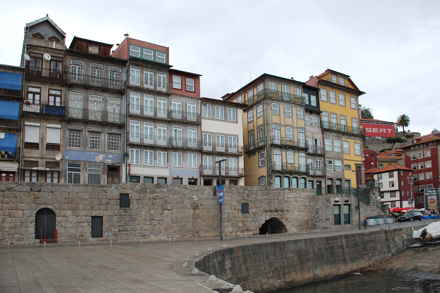 Фотография №95 - город Порту в Португалии