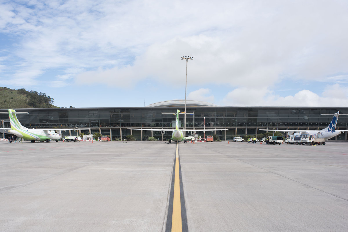 Аэропорт Тенерифе-Северный: место стоянки самолетов