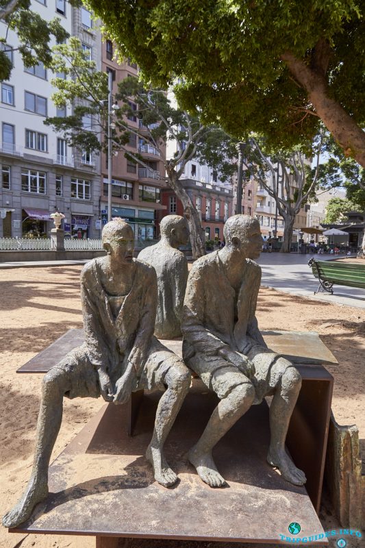 Площадь Принца Астурийского в Санта-Крус-де-Тенерифе Канарские острова Испания