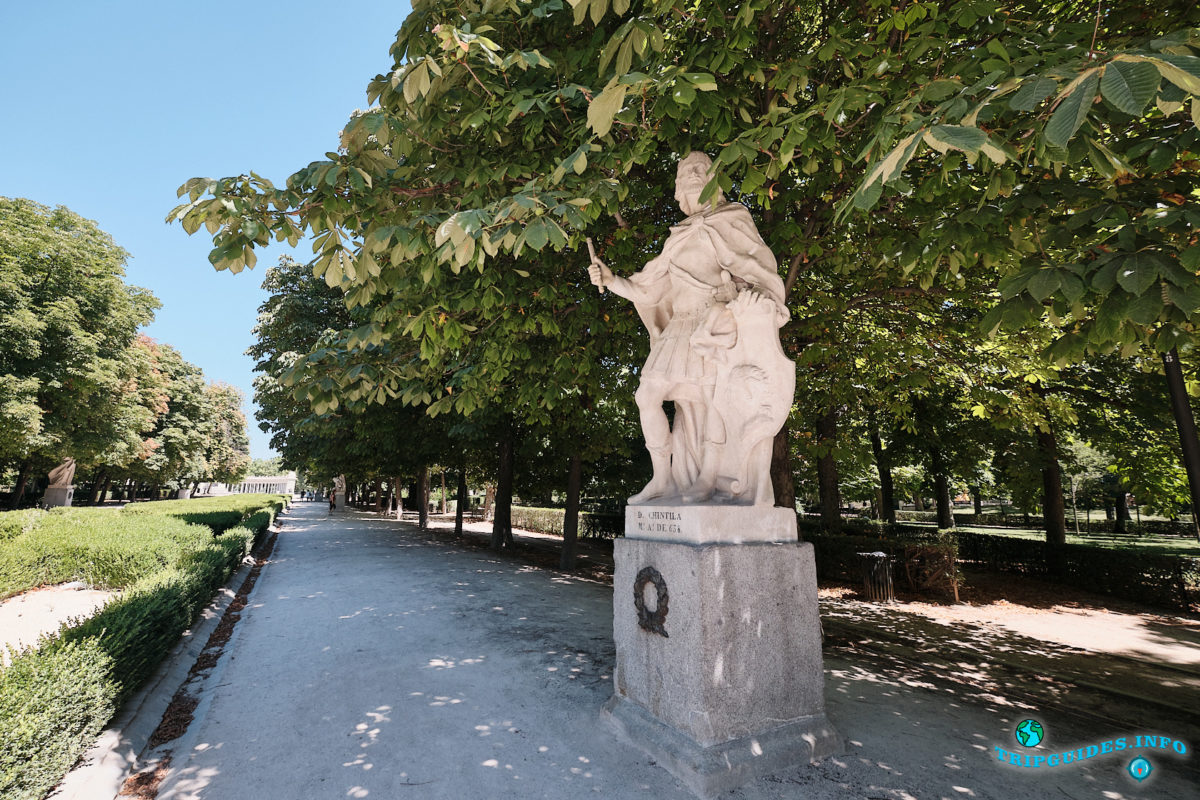 Алея со статуями Королей - Парк Буэн-Ретиро в Мадриде - Испания (Parque del Buen Retiro)