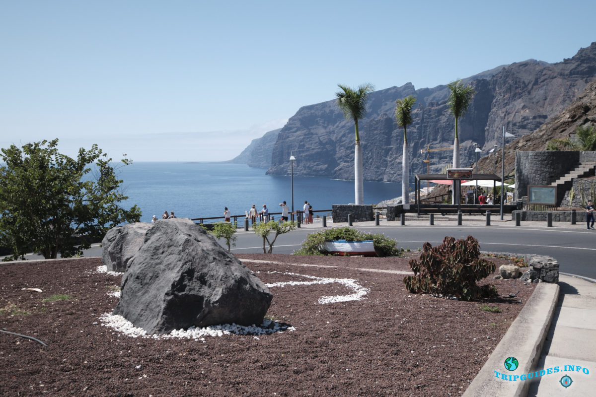 Смотровая площадка Арчипенке в Лос Гигантес на Тенерифе - Канарские острова, Испания