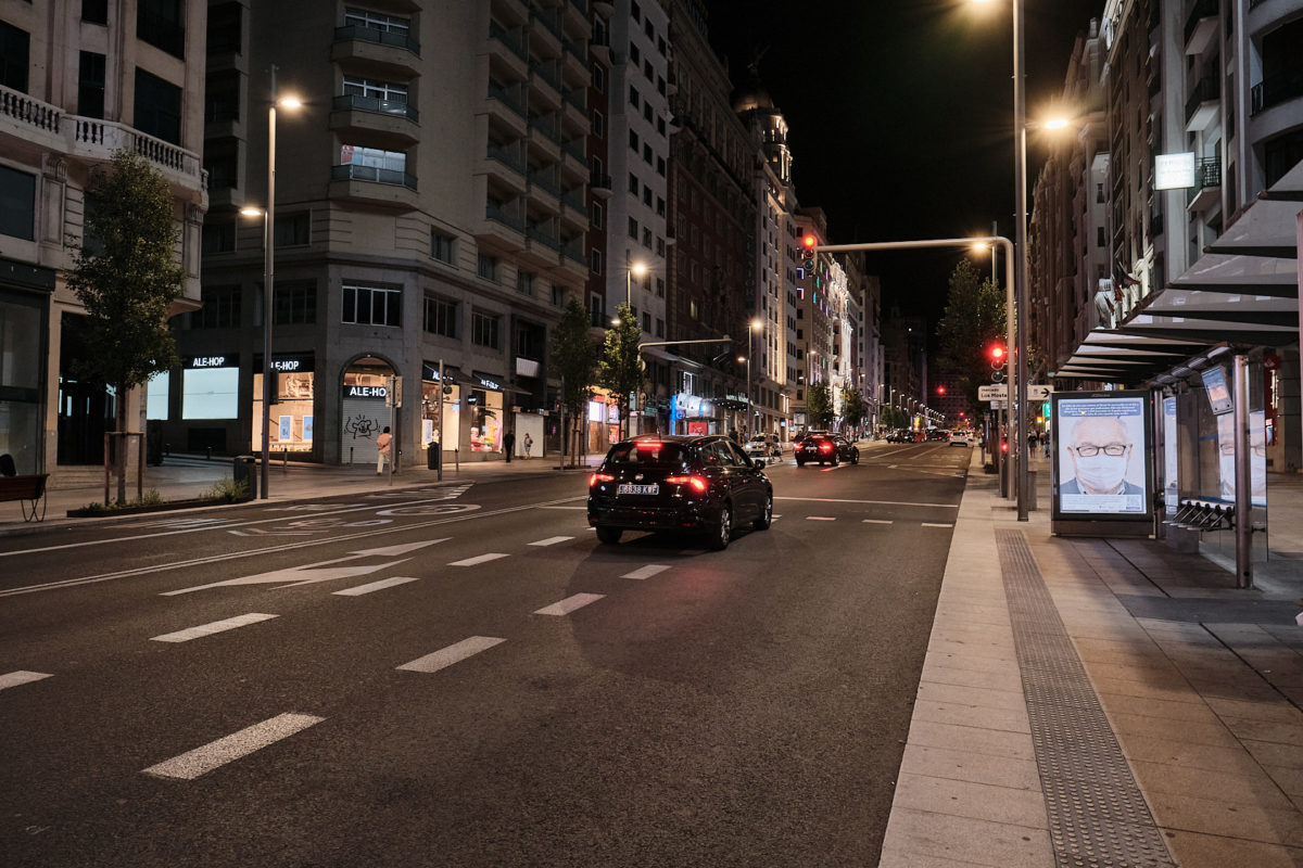 Улица Гран-Виа в Мадриде, столице Испании (Calle Gran Via)