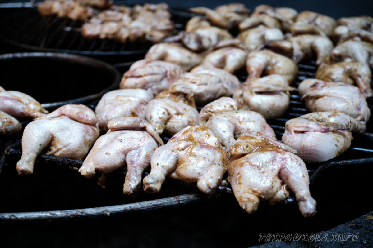 Ресторан Эль-Диабло (El Diablo) на Лансароте - приготовление курицы