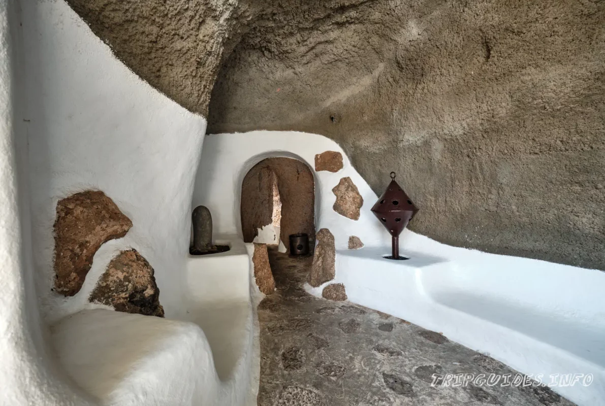 Лагомар - дом-музей на Лансароте - коридоры, комнаты в пещере, переходы
