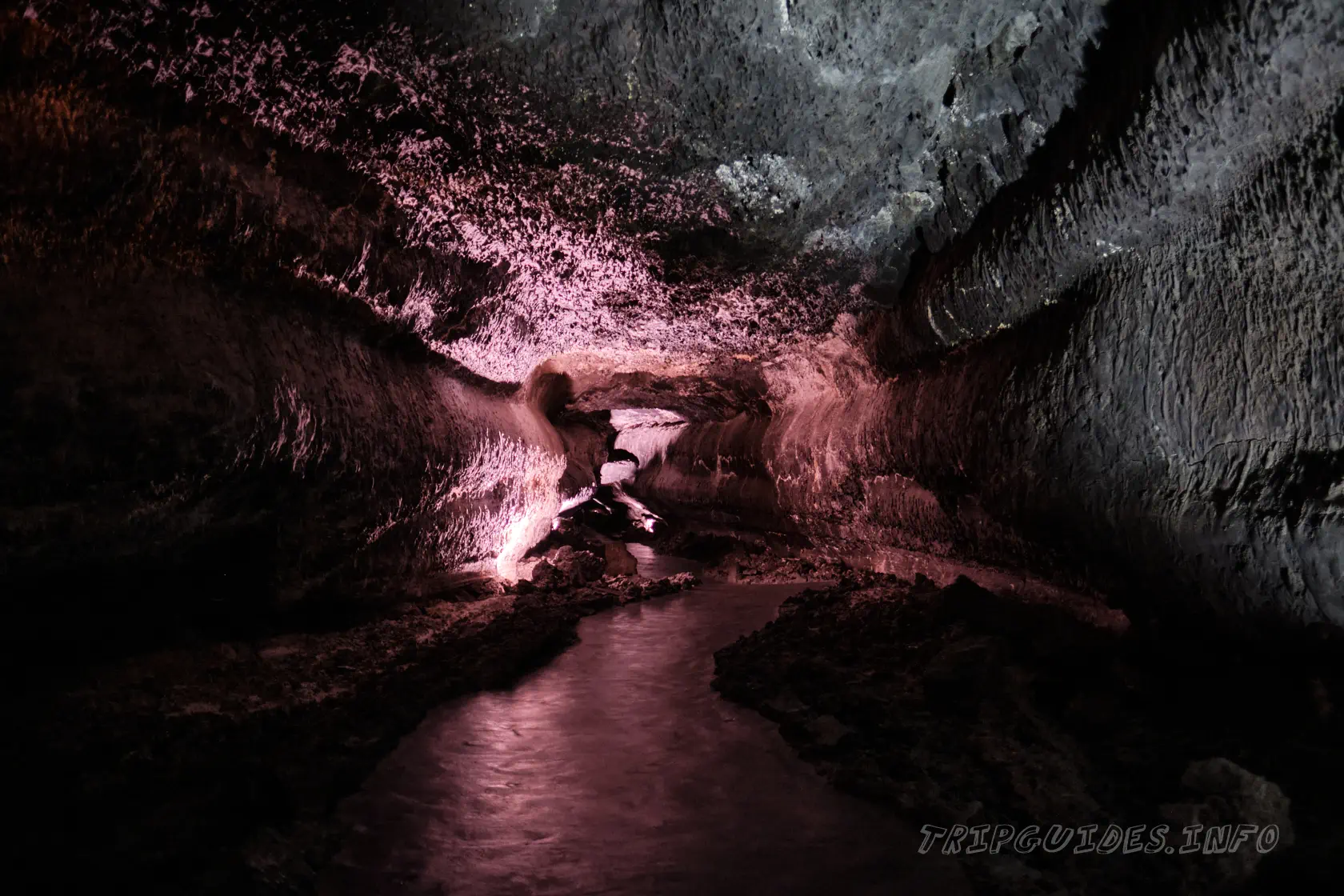 Пещера Куэва-де-Лос-Вердес на Лансароте