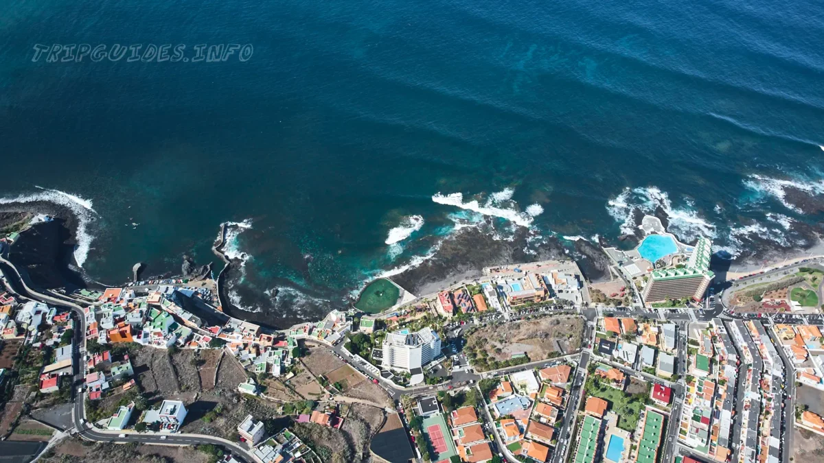 Вид с высоты (съемка с дрона) на Пунта-дель-Идальго - Тенерифе