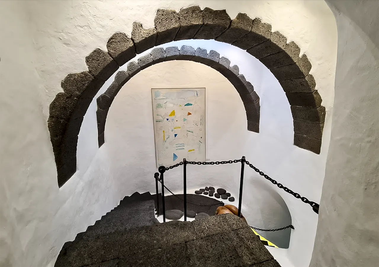 Музей современного искусства в замке Сан-Хосе на Лансароте