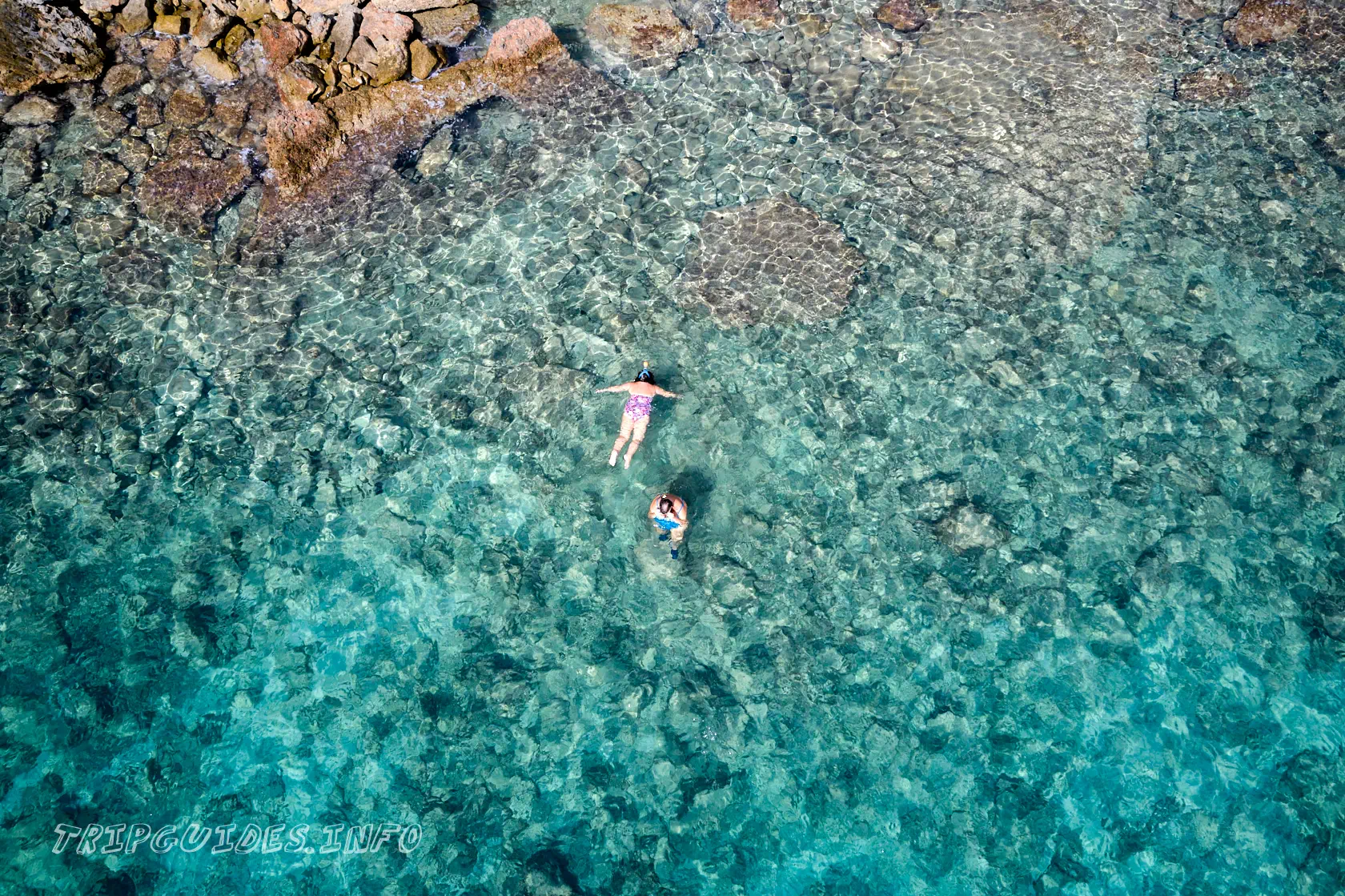 Кала Кодолар (Cala Codolar) - бухта, пляж на острове Ибица