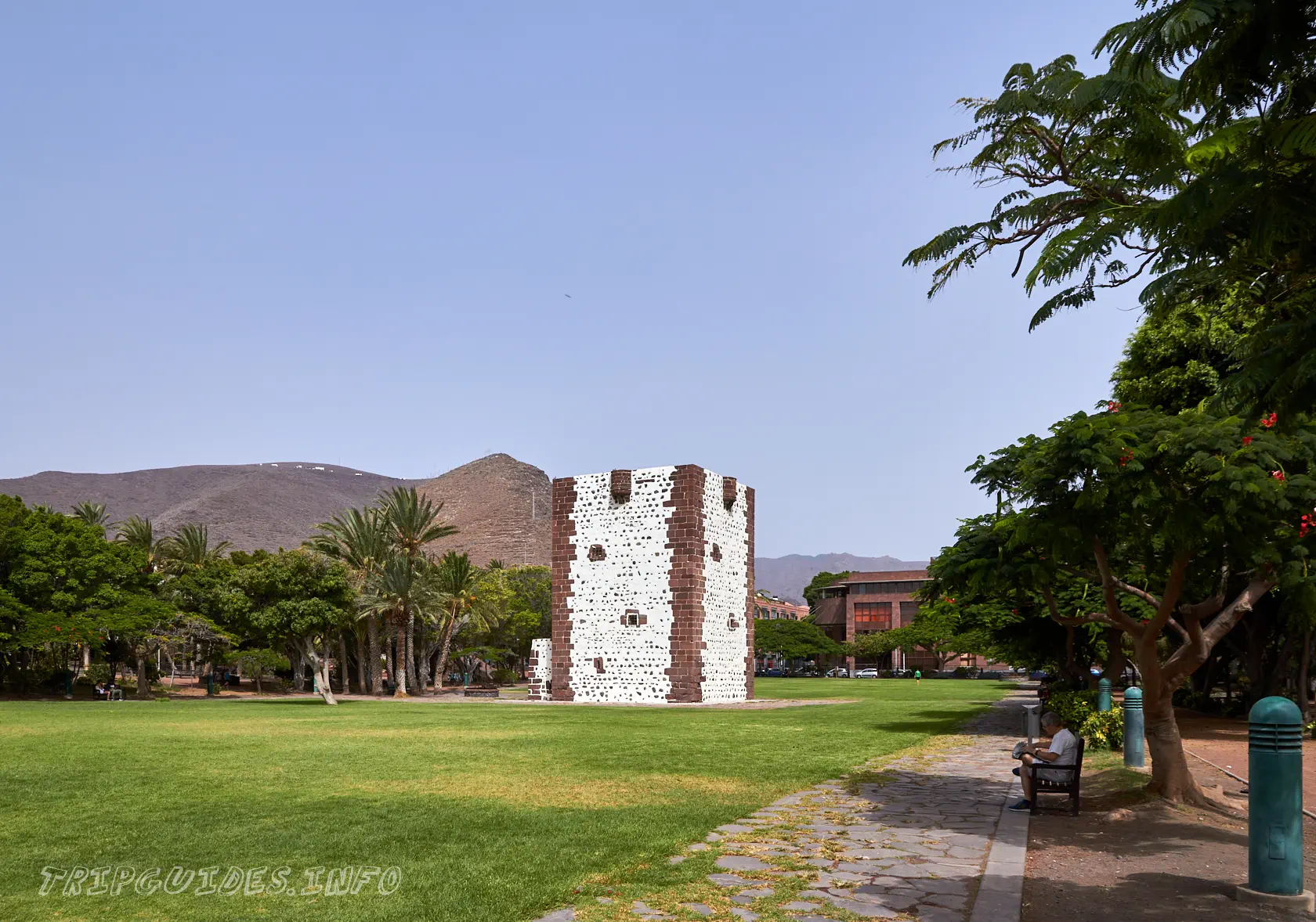 Парк Торре дель Конде в столице Сан-Себастьян-де-Ла-Гомера