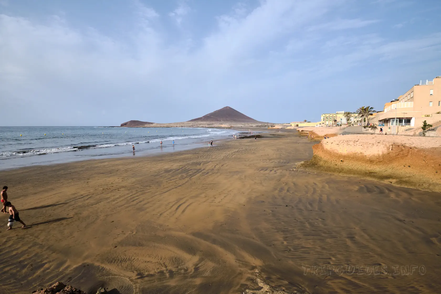 Пляж Леокадио-Мачадо (Playa Leocadis Machado) в Эль Медано (Тенерифе)