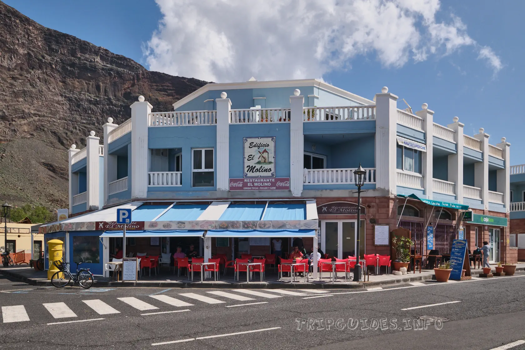 Прибрежные рестораны в Валье-Гран-Рей на острове Ла-Гомера