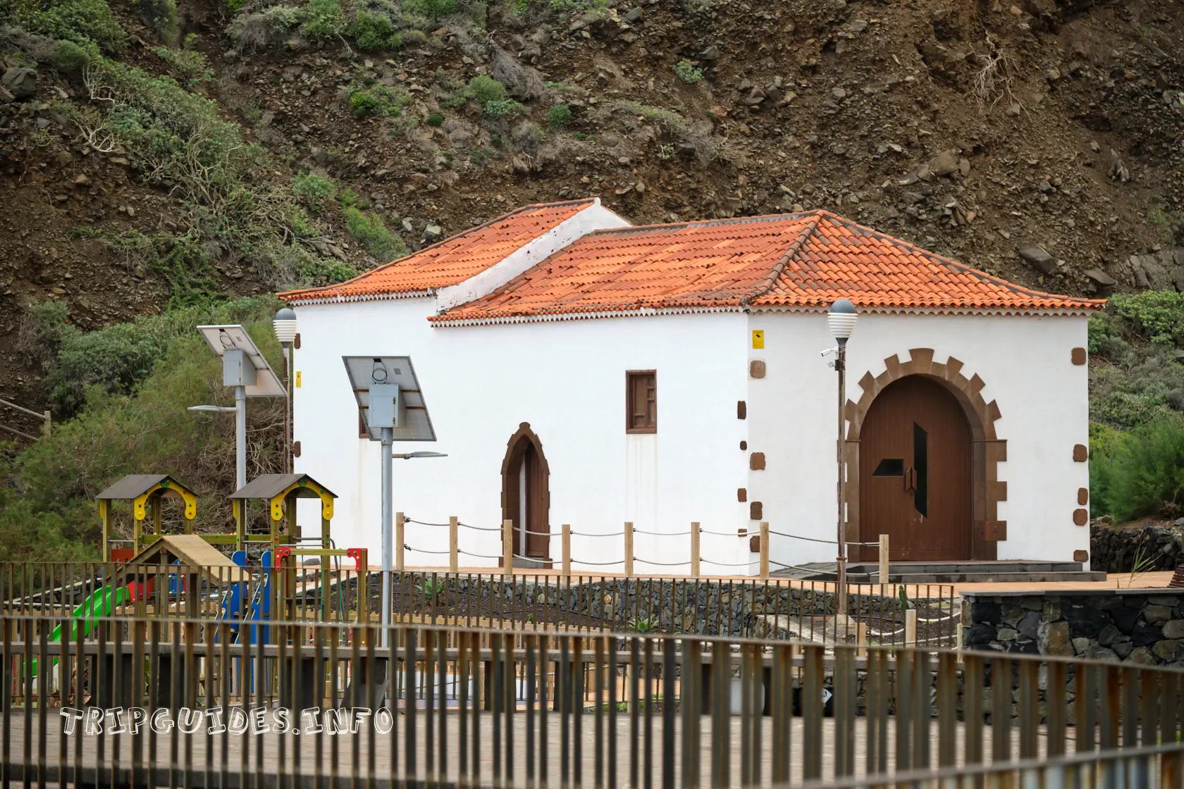 Часовня Ermita de La Candelaria в Вальеэрмосо (Ла-Гомера)