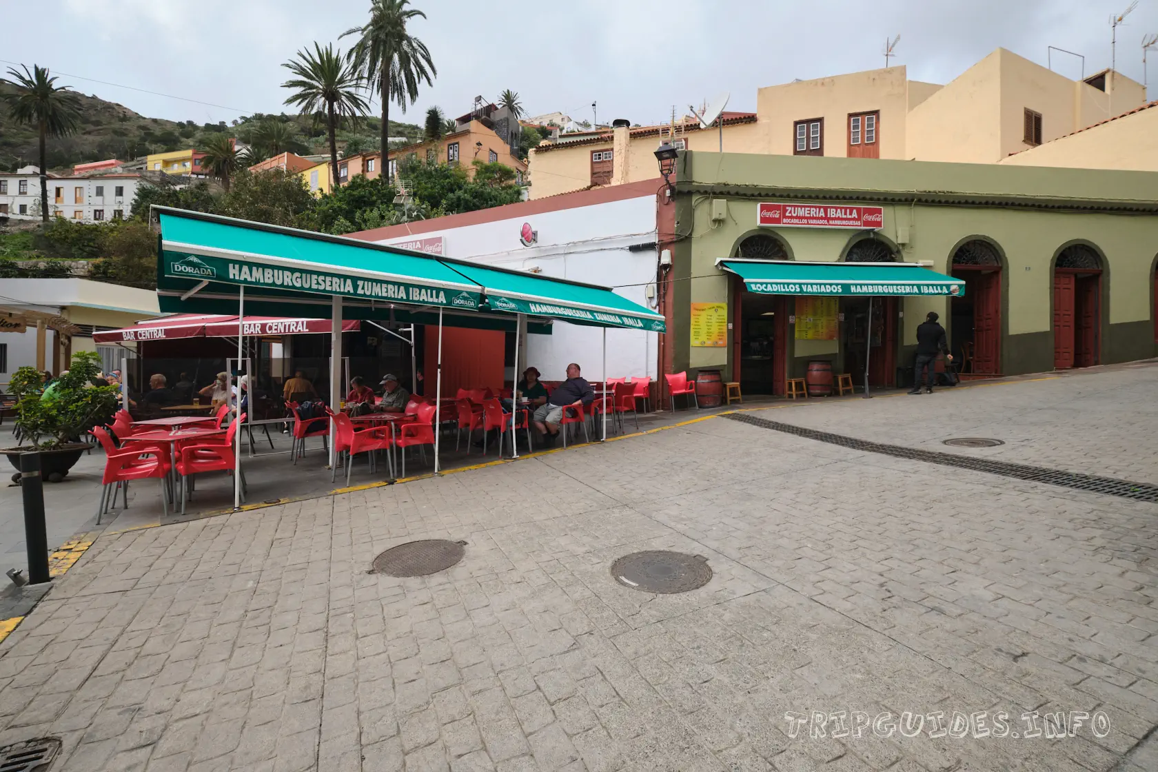 Бары и рестораны в Вальеэрмосо (Ла-Гомера)