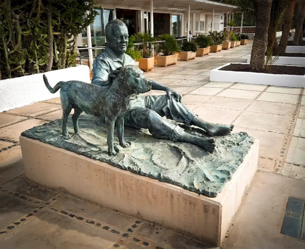 Памятник Вилли Брандту в Морро Хабле - Фуэртевентура