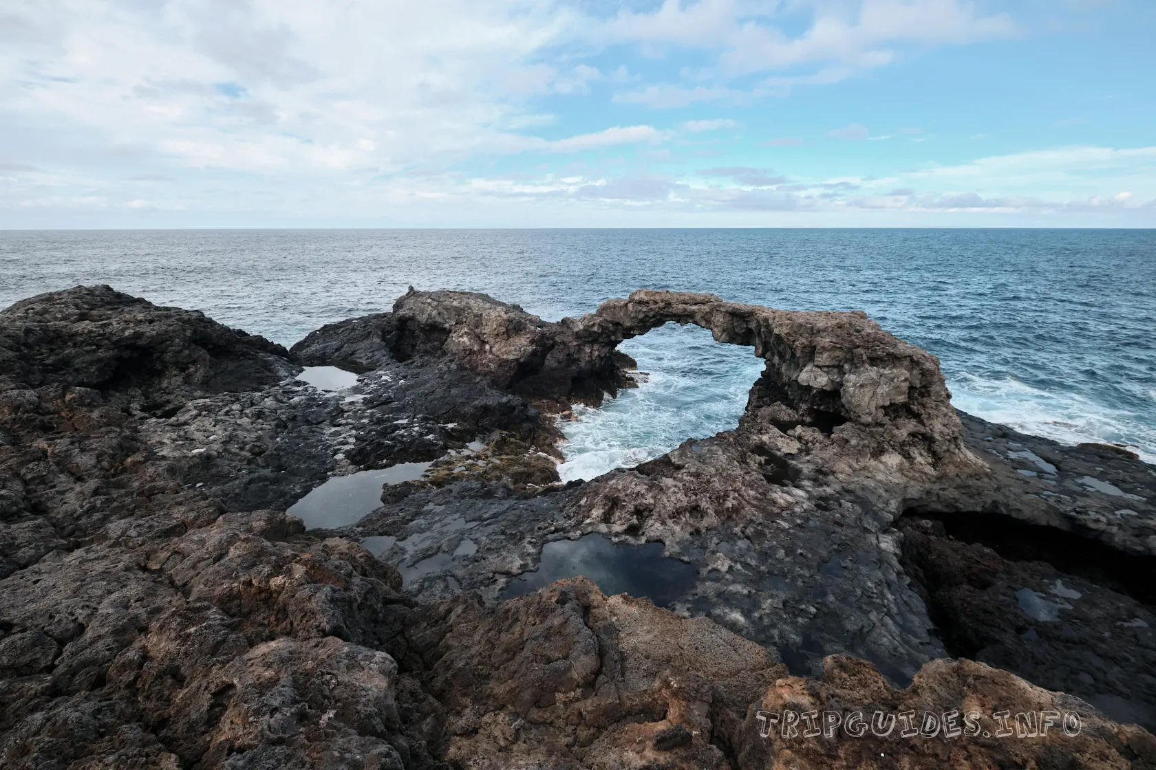 Чарко Мансо (Charco Manso) на острове Эль-Иерро