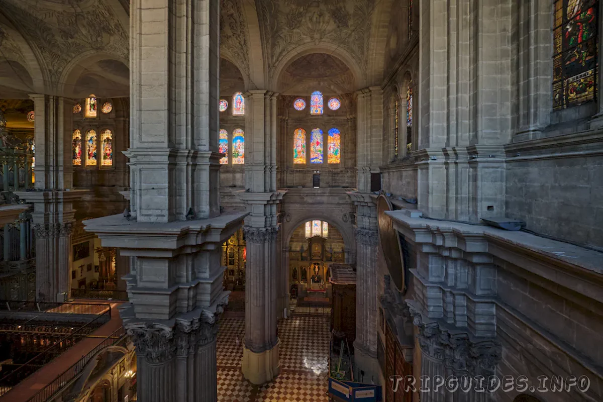 Малагский Собор (Catedral de Málaga) в городе Малага - Испания