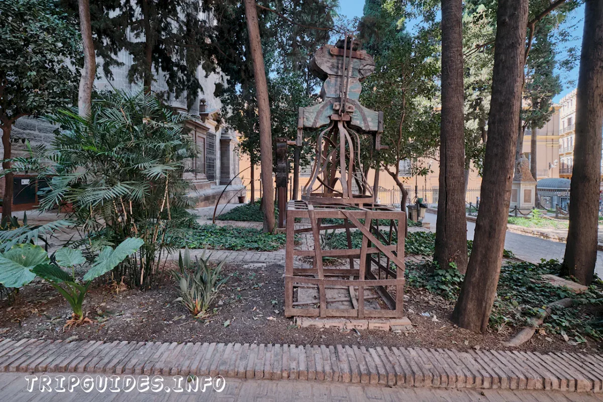 Малагский Собор (Catedral de Málaga) в городе Малага - Испания