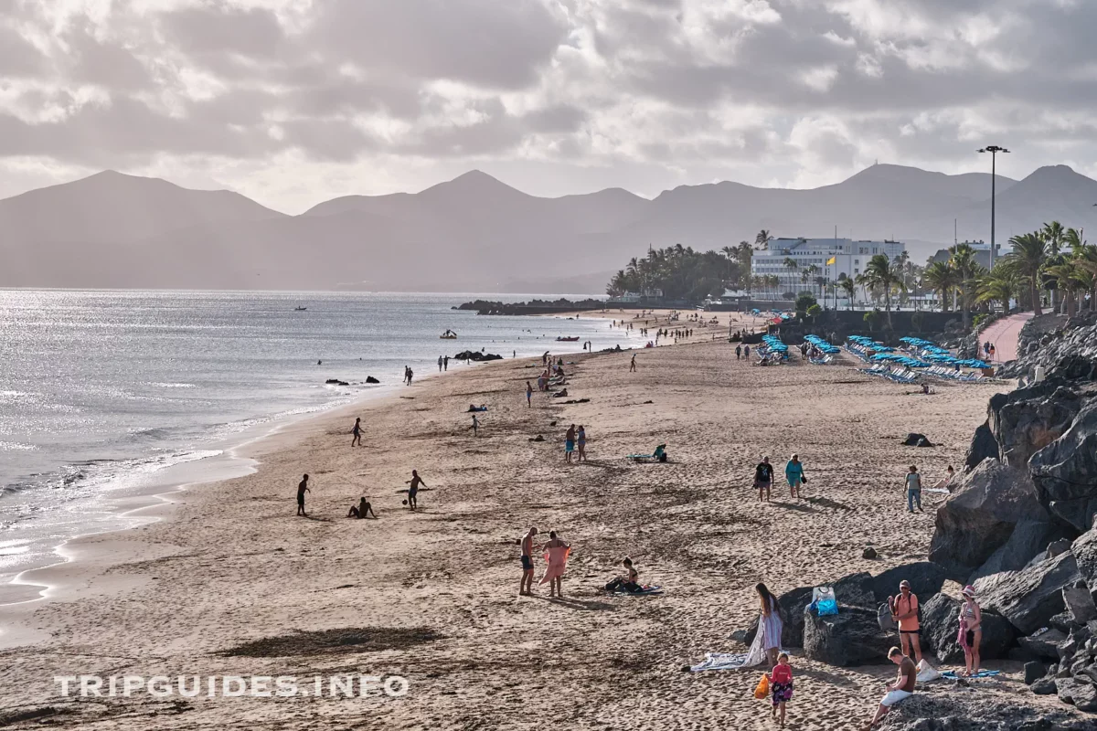 Плайя Гранде (Playa Grande) - пляж в Пуэрто-дель-Кармен на Лансароте