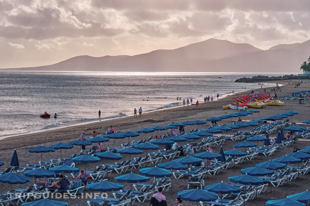 Плайя Гранде (Playa Grande) - пляж в Пуэрто-дель-Кармен на Лансароте