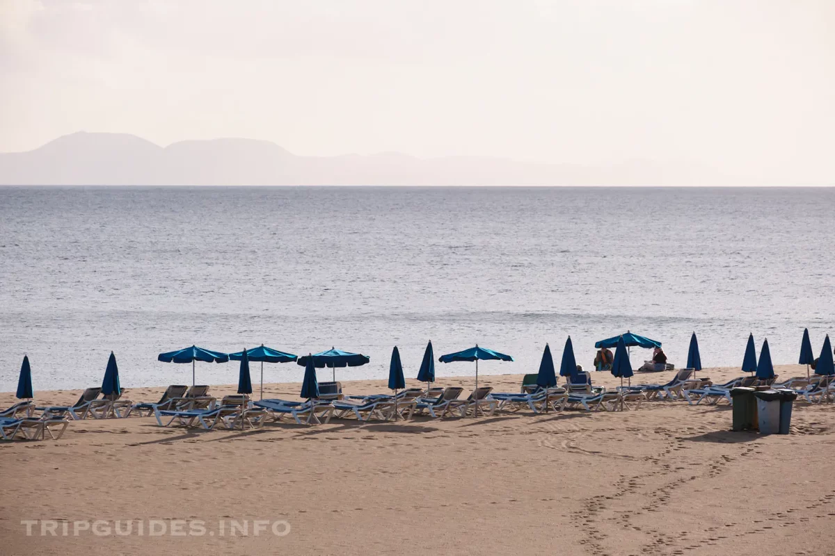 Плайя Гранде (Playa Grande) - пляж в Пуэрто-дель-Кармен на Лансароте