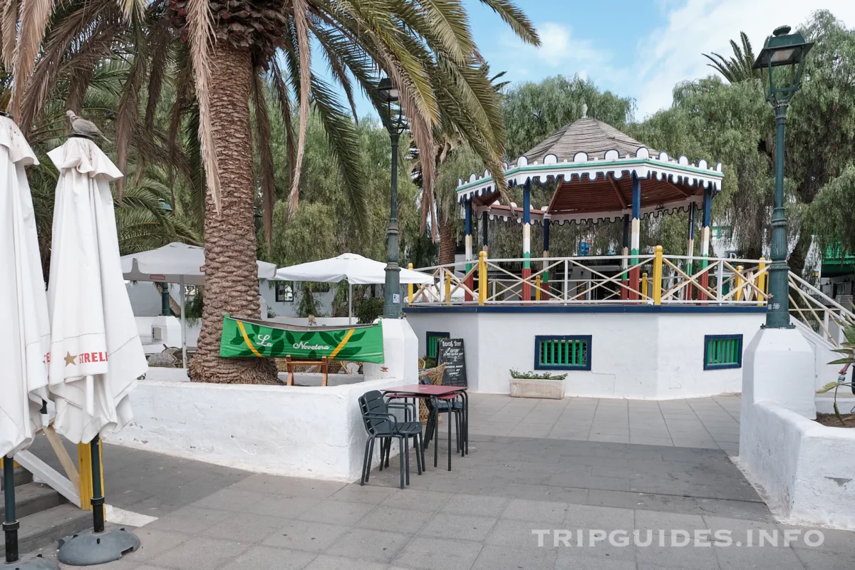 Plaza Pueblo Marinero - Costa Teguise - Lanzarote