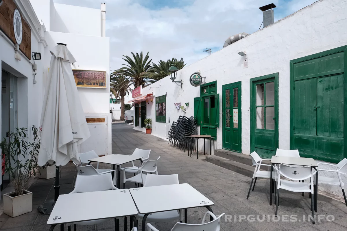 Plaza Pueblo Marinero - Costa Teguise - Lanzarote