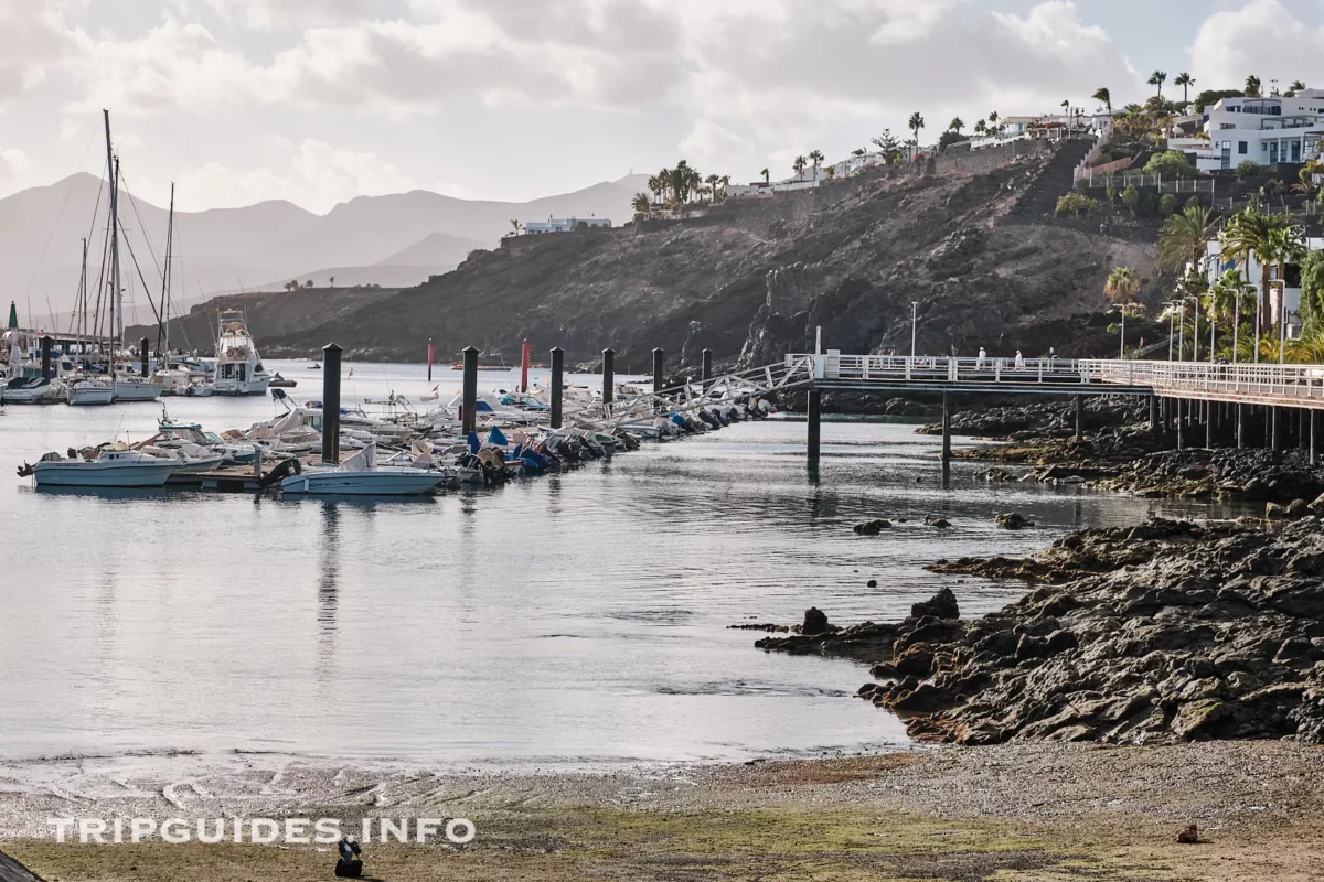 Порт Пуэрто-де-Ла-Тиньоса (Puerto de la Tiñosa) - Пуэрто-дел-Кармен - Лансароте