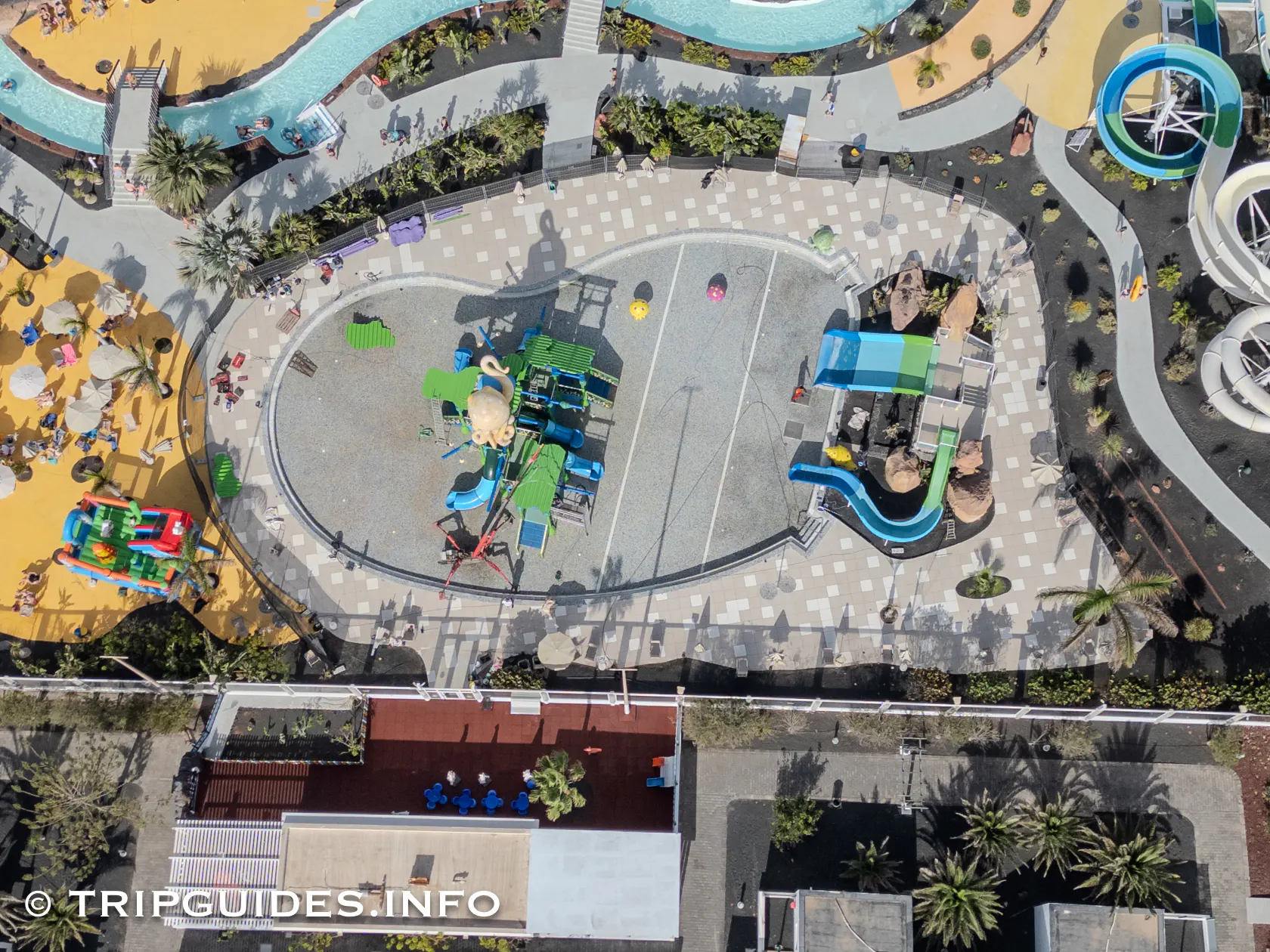 Aqualava Water Park - аквапарк в курортной зоне Playa Blanca на Лансароте