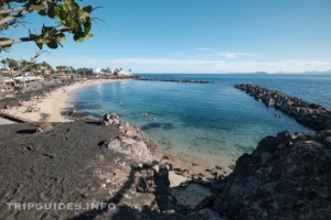 Пляж Фламинго (Playa Flamingo) на курорте Плайя-Бланка (Playa Blanca) - Лансароте