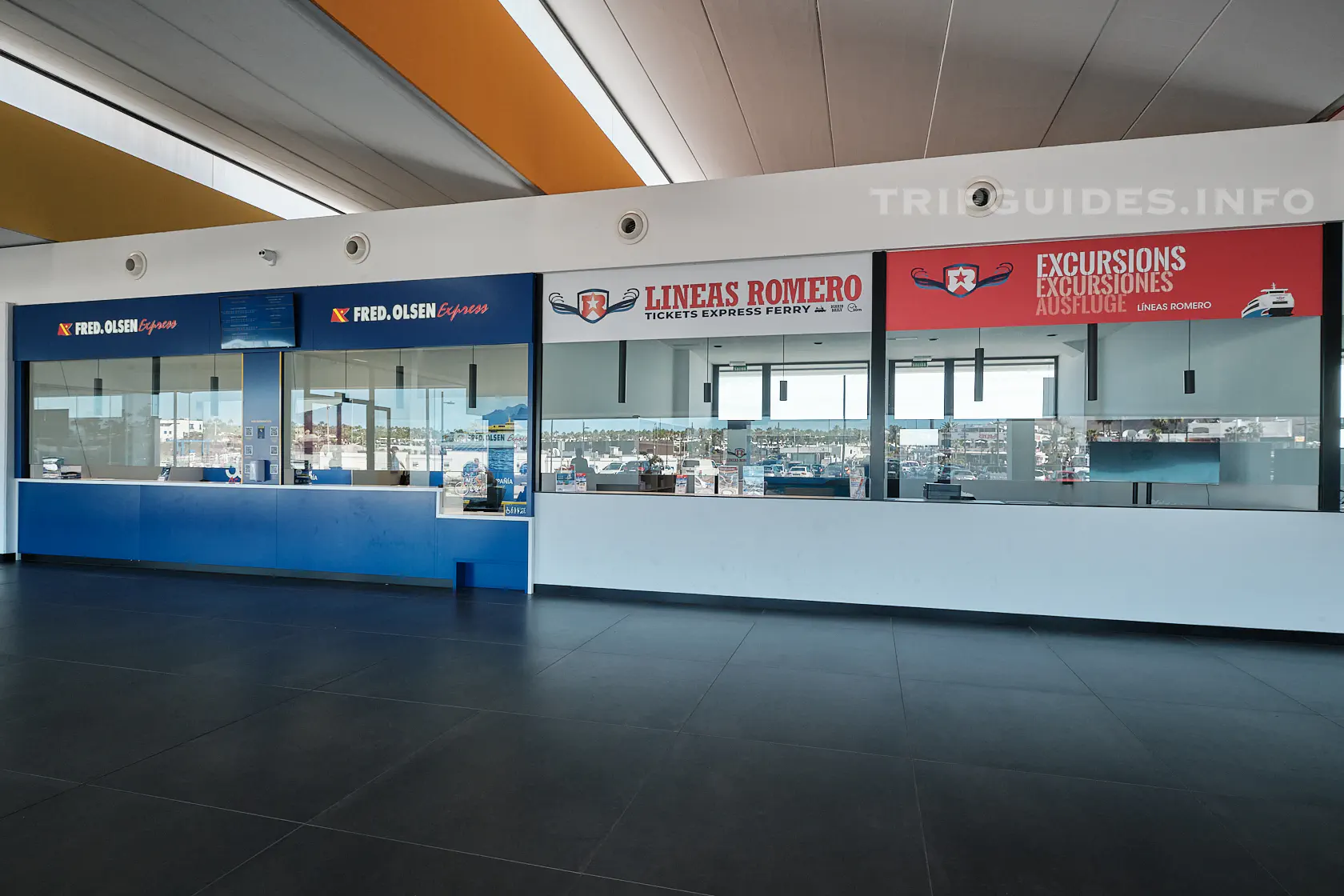 Порт Плайя-Бланка (Puerto de Playa Blanca) - Лансароте (Lanzarote)