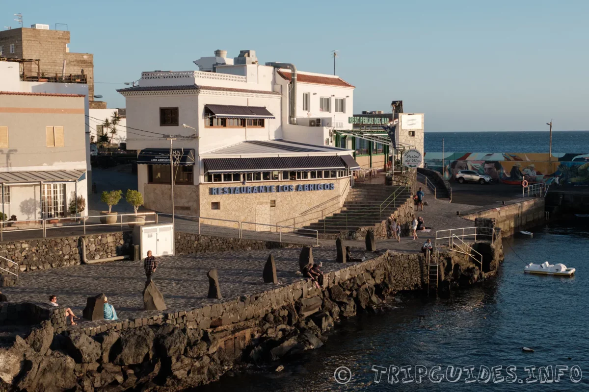 Набережная Ла-Марина (Calle La Marina) в Лос-Абригос (Los Abrigos) - Тенерифе