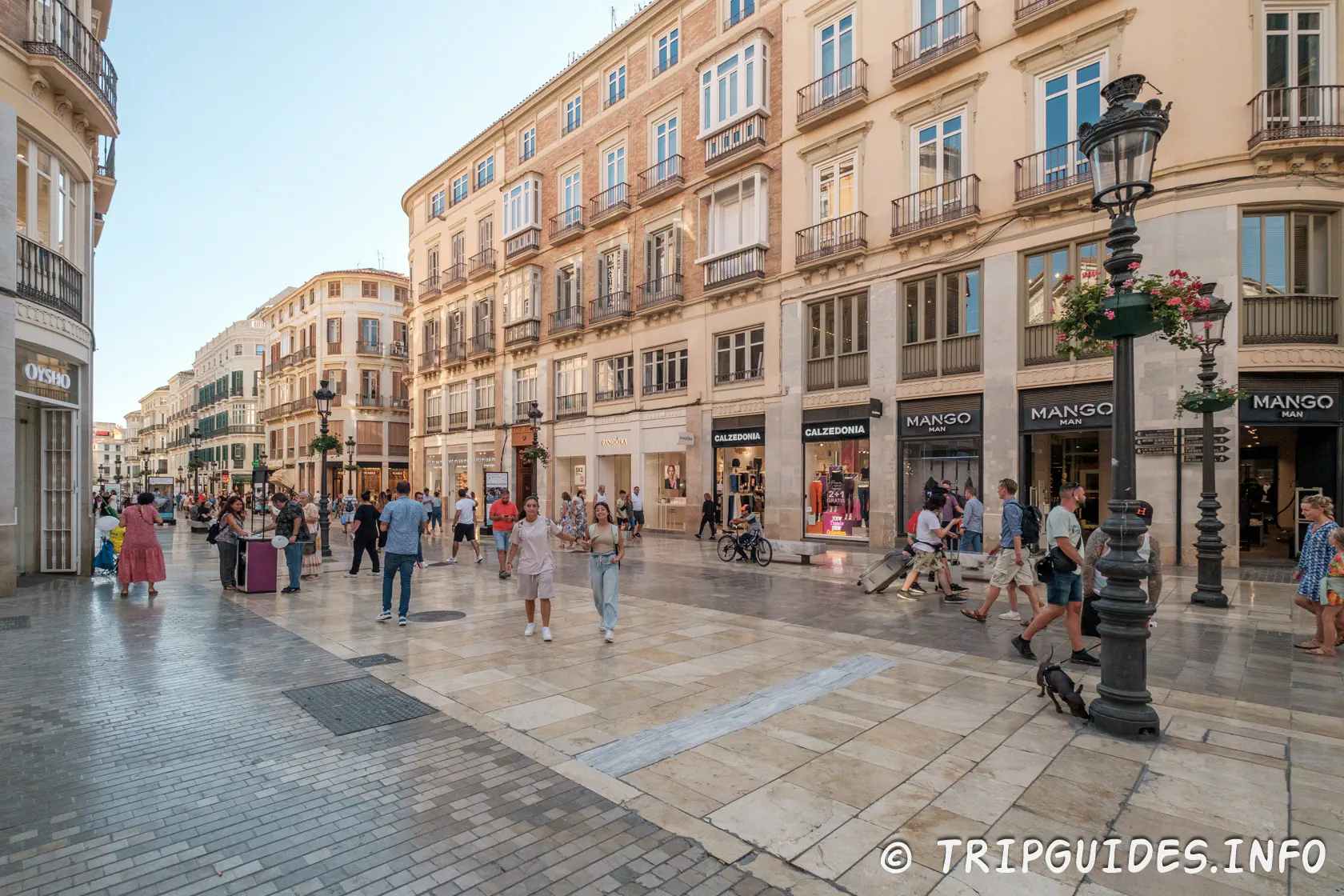 Calle Marqués de Larios – главная улица Малаги