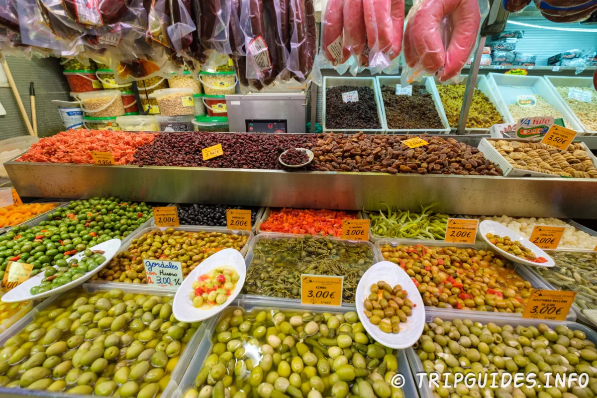 Центральный рынок Атарасанас (Mercado Central de Atarazanas) - в Малаге