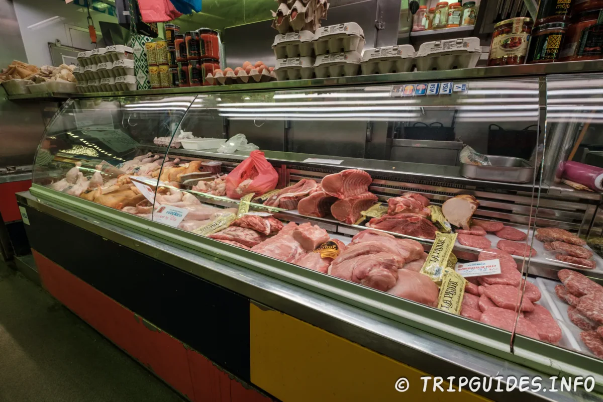 Центральный рынок Атарасанас (Mercado Central de Atarazanas) - в Малаге