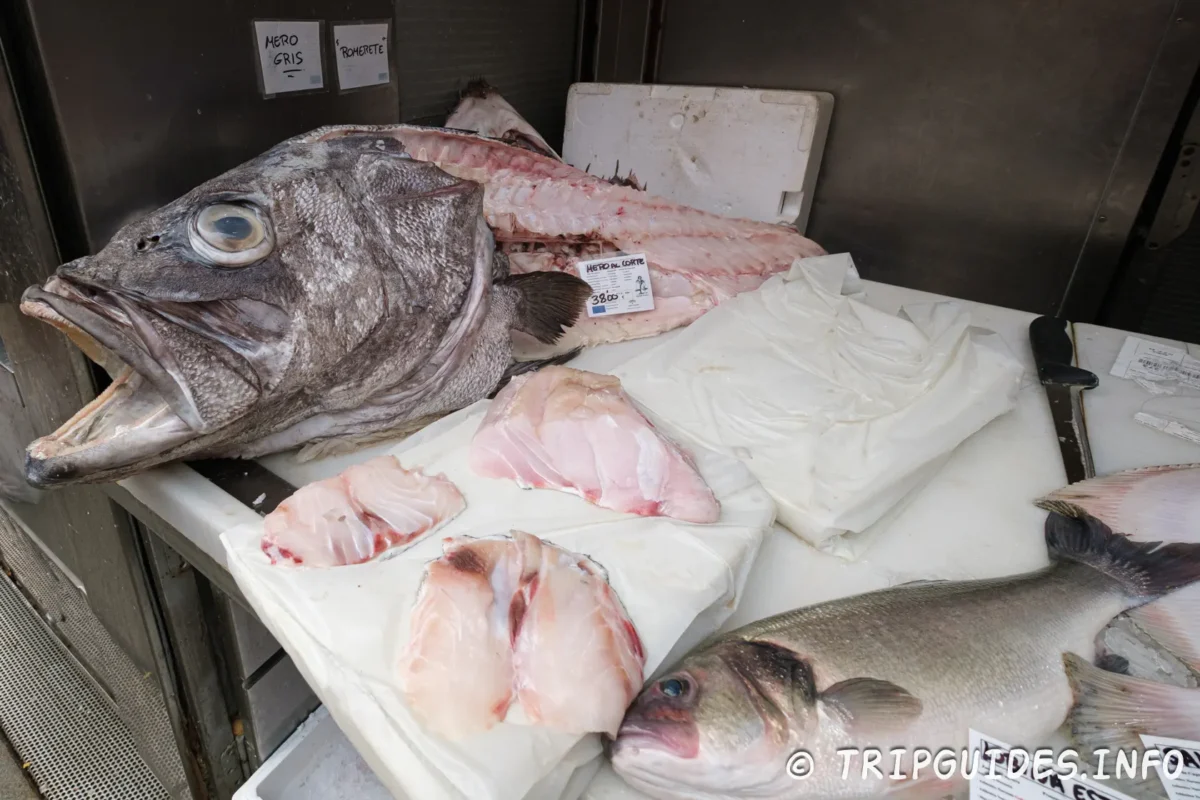 Центральный рынок Атарасанас (Mercado Central de Atarazanas) - в Малаге