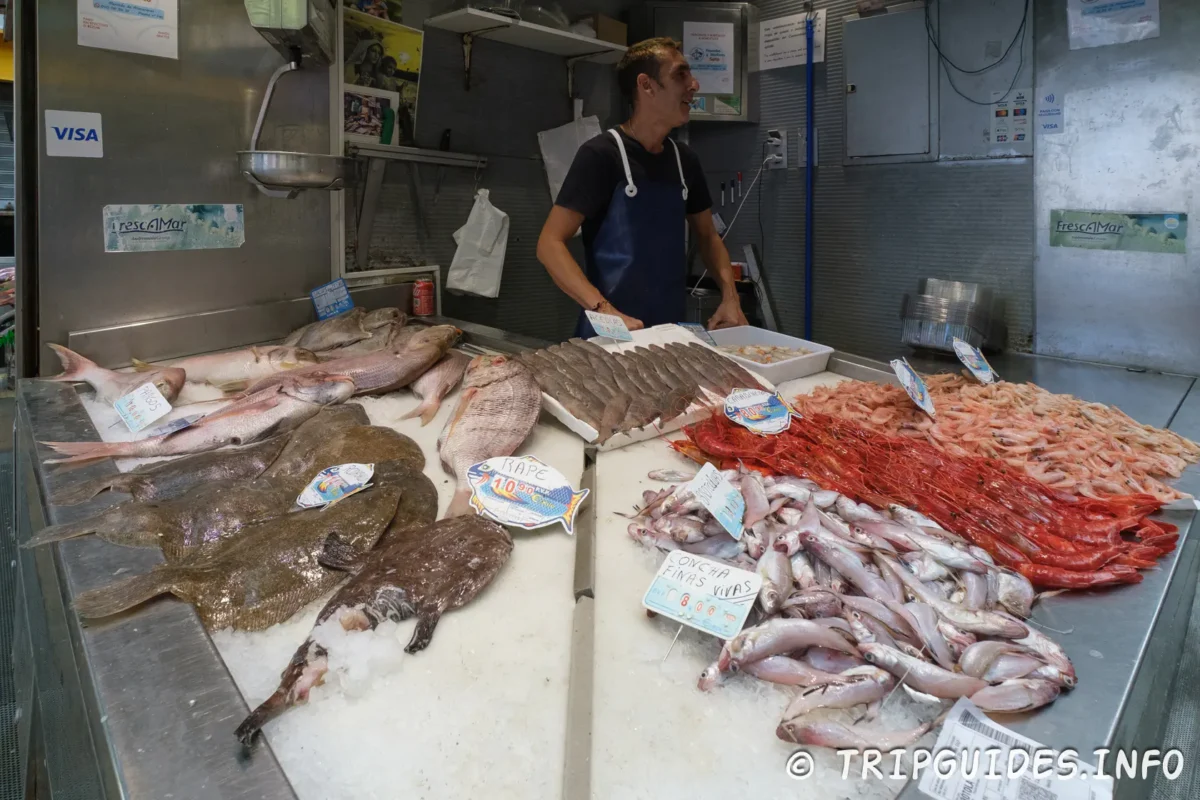 Центральный рынок Атарасанас (Mercado Central de Atarazanas) - в Малаге