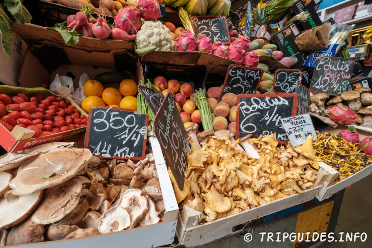 Центральный рынок Атарасанас (Mercado Central de Atarazanas) - в Малаге