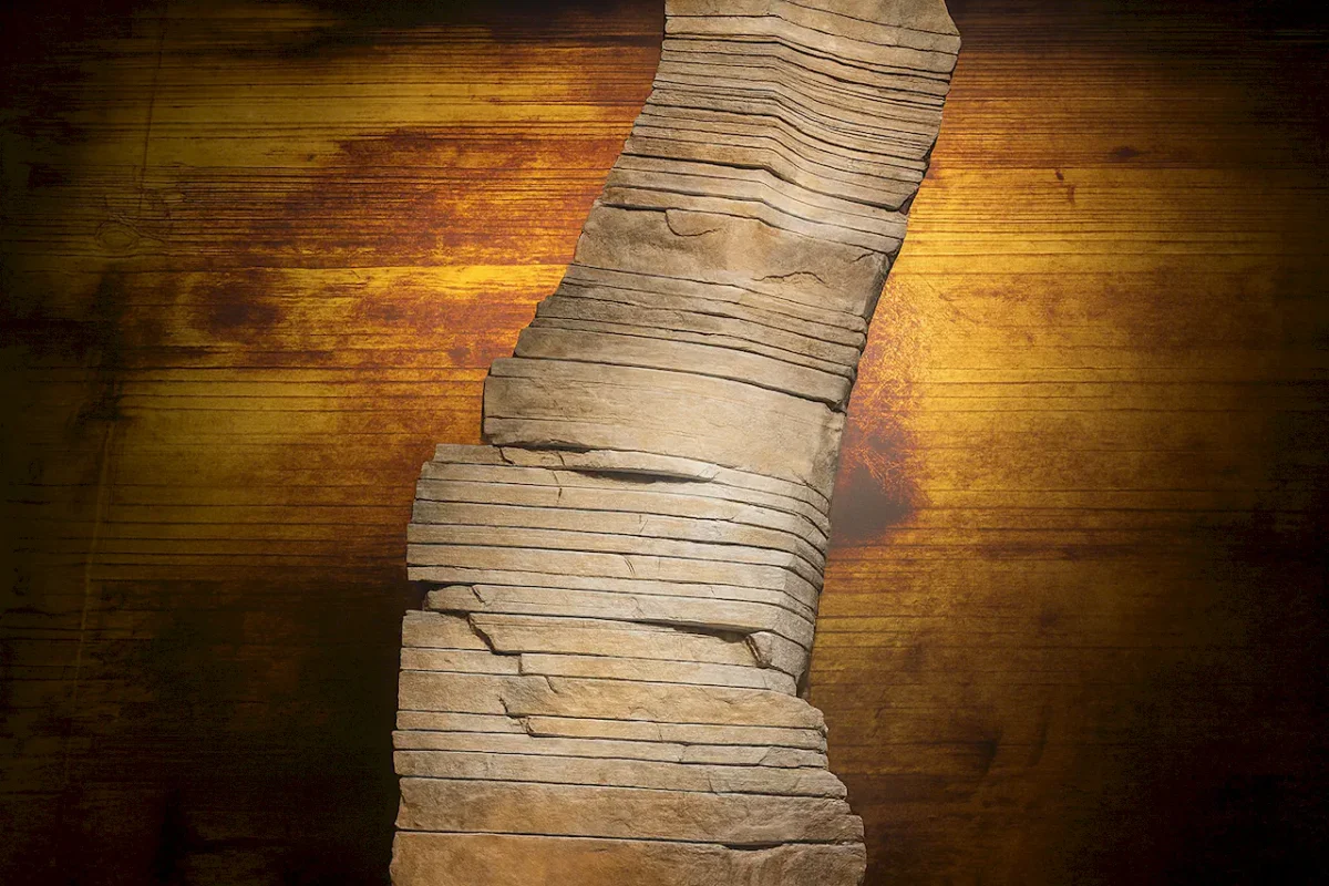 Геологическая стена (El muro geológico) - КосмоКайша в Барселоне (CosmoCaixa Barcelona)