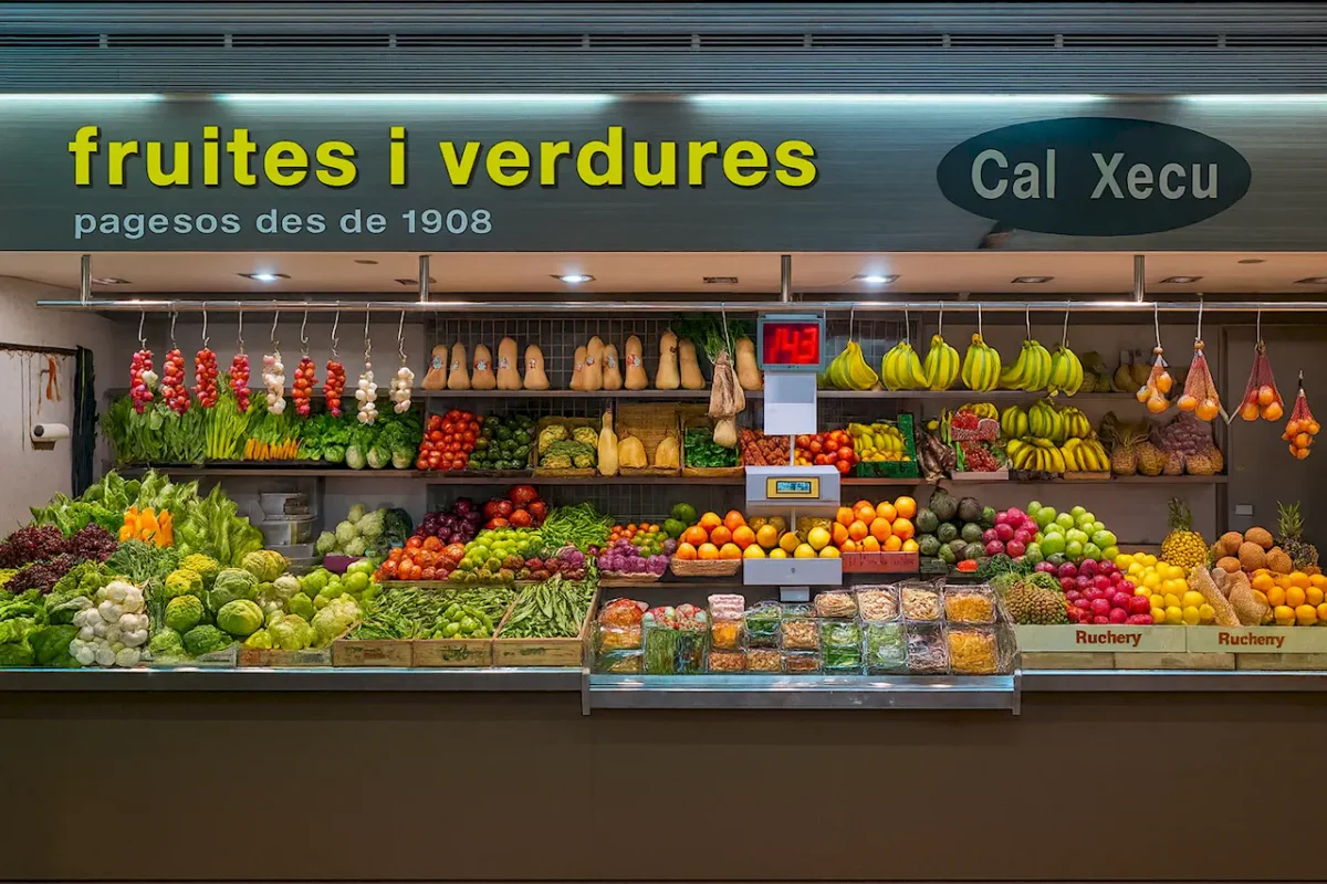 Лес-Кортс - рынок в Барселоне (Mercat de Les Corts)