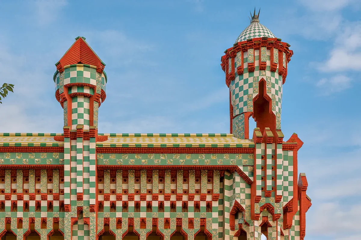 Дом Висенс (Casa Vicens) в Барселоне
