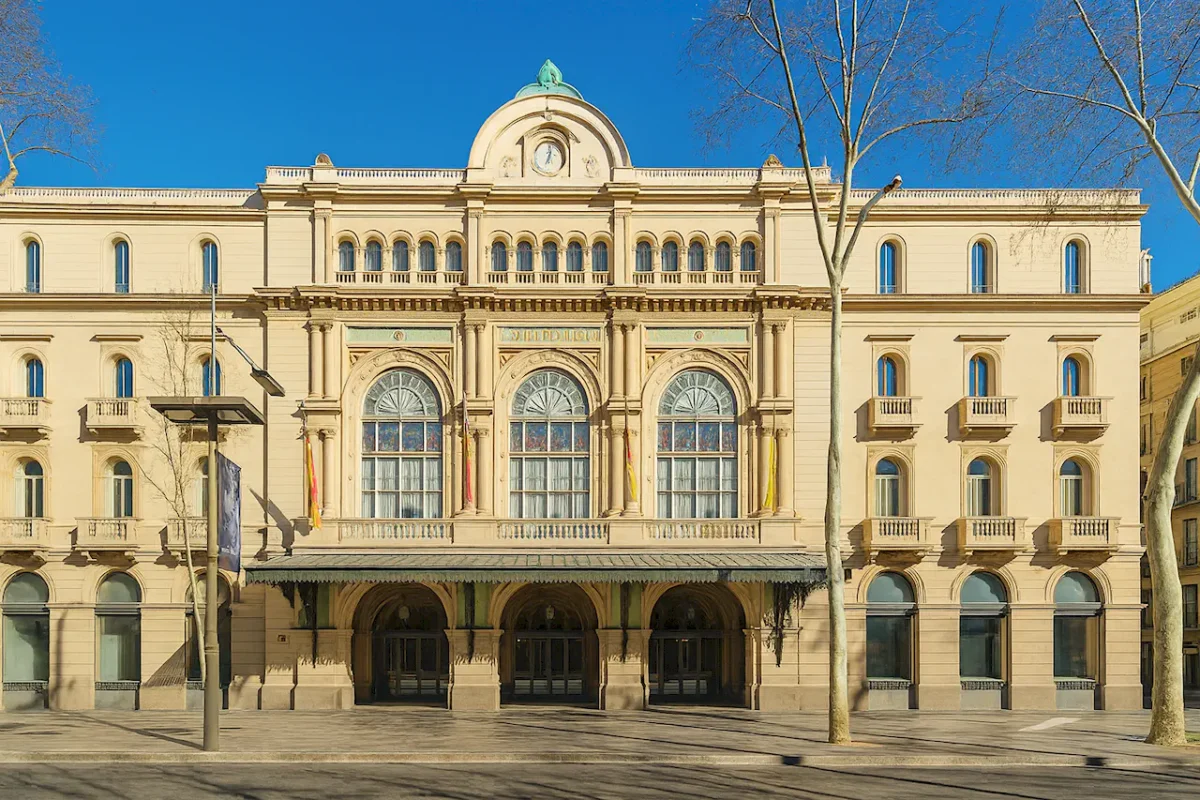 Лисео - большой театр (Gran Teatro del Liceo, Gran Teatre del Liceu) в Барселоне