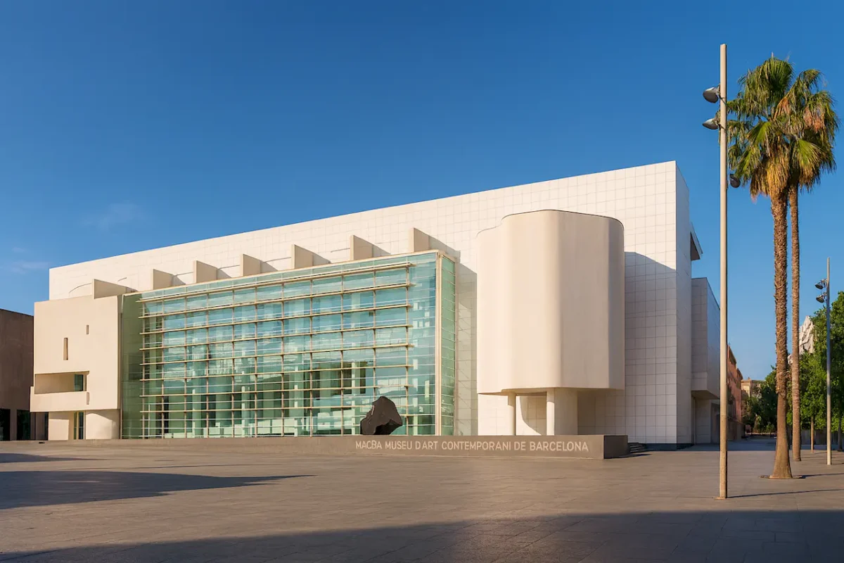 Музей современного искусства (MACBA) (Museu d'Art Contemporani de Barcelona)