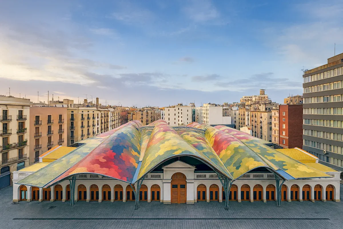 Рынок Санта-Катерина (Mercado de Santa Catalina) в Барселоне