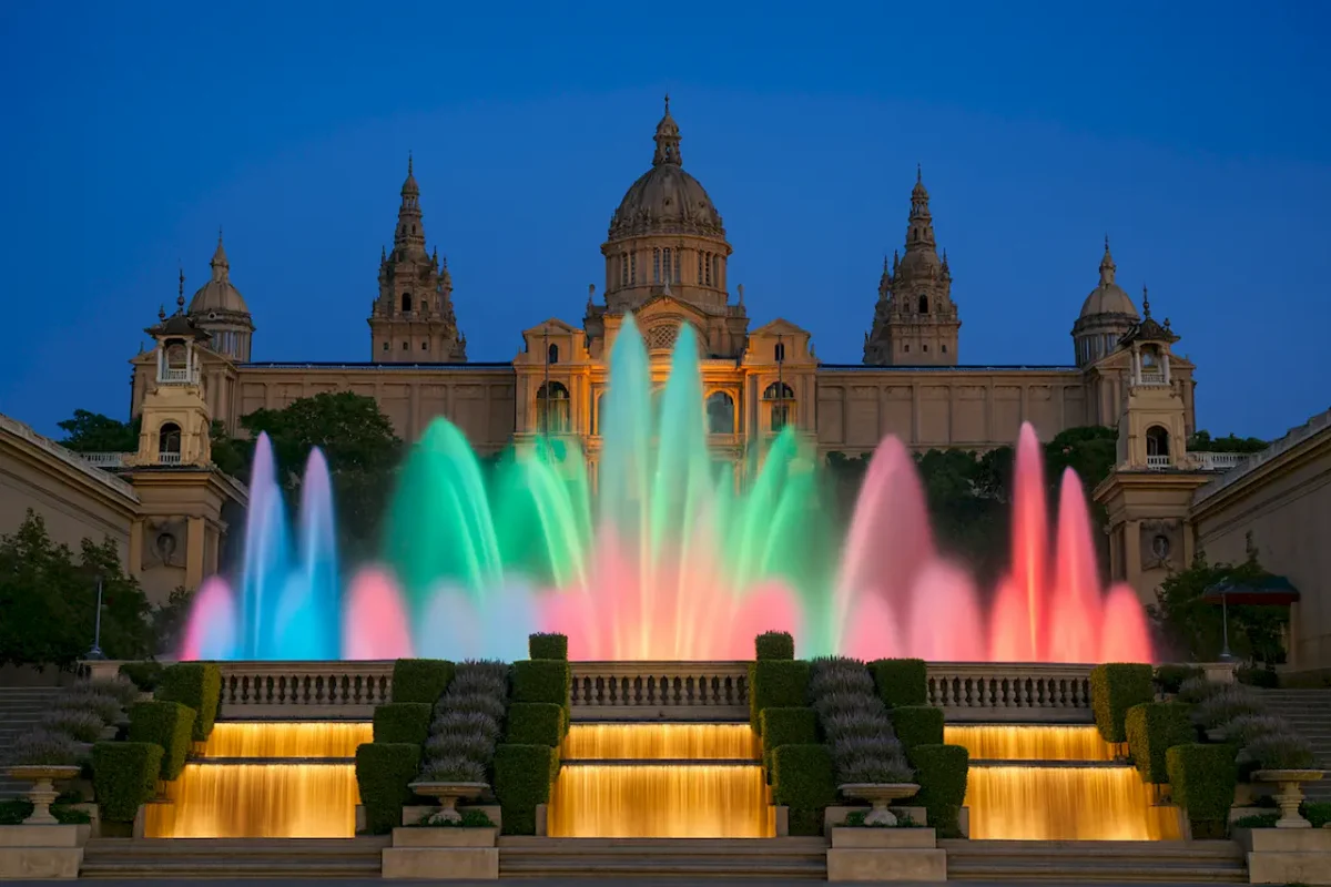 Фонтан Монтжуика (Fuente mágica de Montjuic) в Барселоне