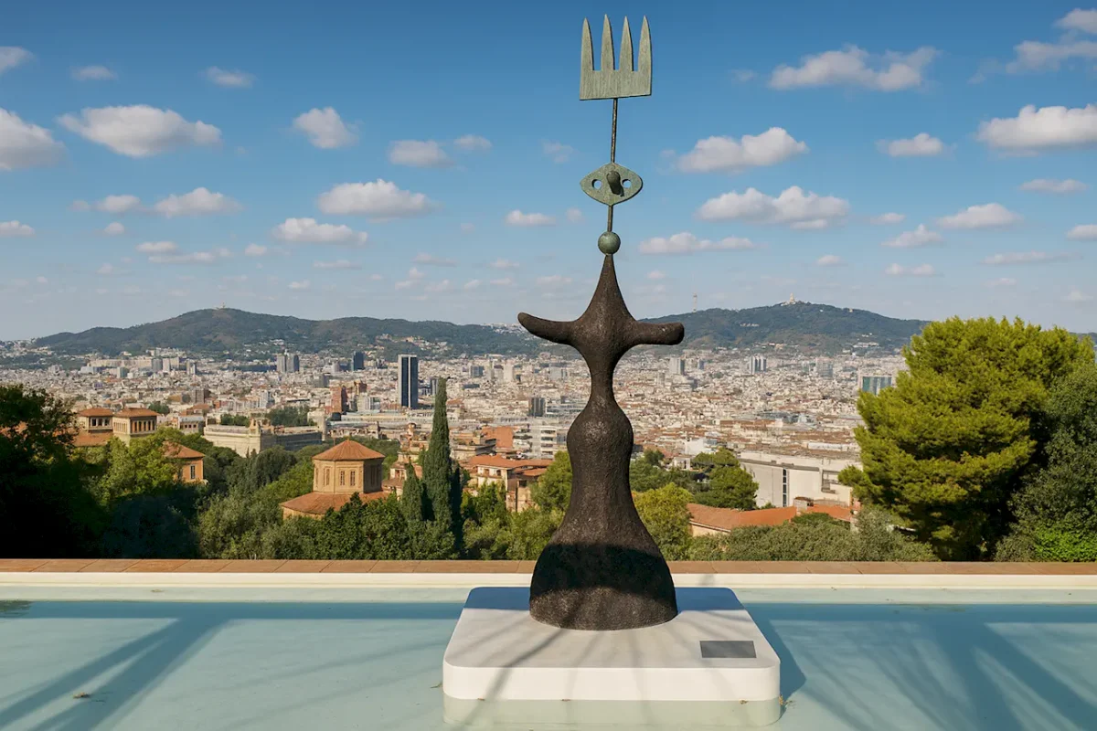 Виды с террас - Фонд Жоана Миро (Fundació Joan Miró) - Барселона